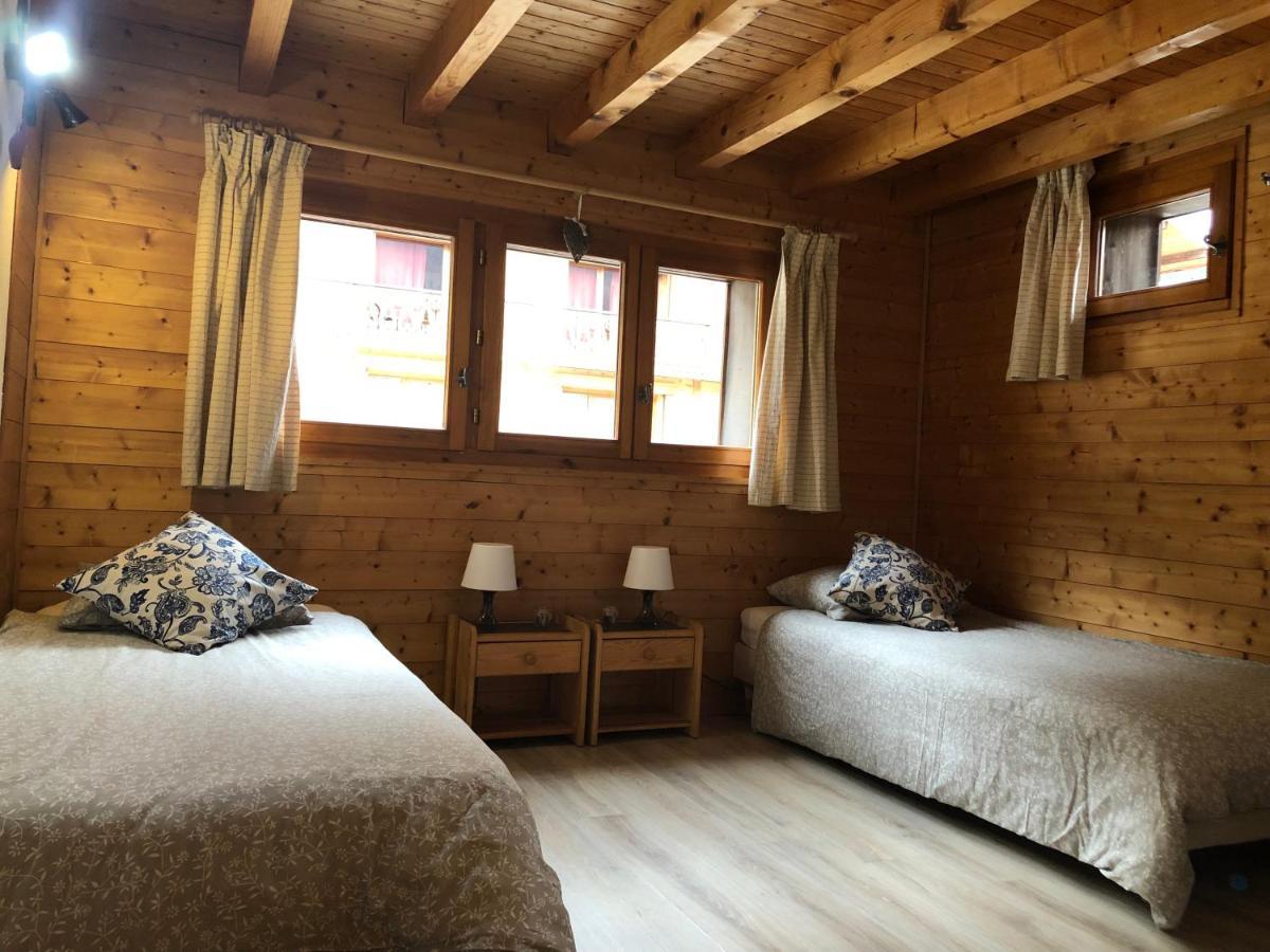 Central Hostel Châtel Zewnętrze zdjęcie