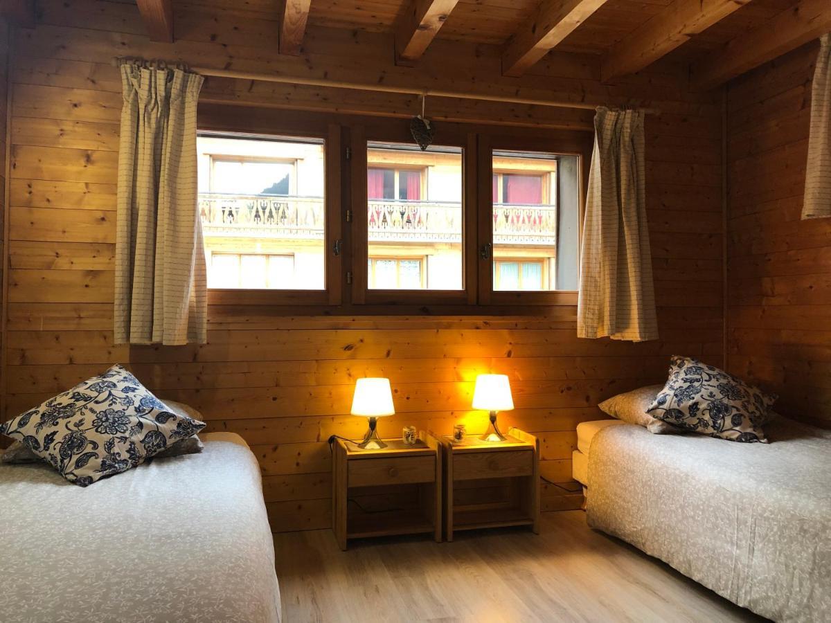 Central Hostel Châtel Zewnętrze zdjęcie