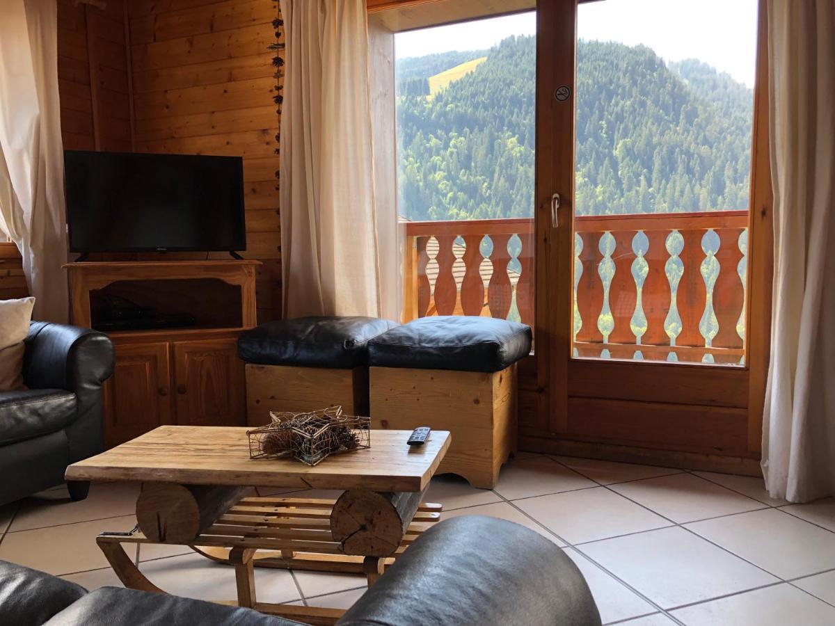 Central Hostel Châtel Zewnętrze zdjęcie