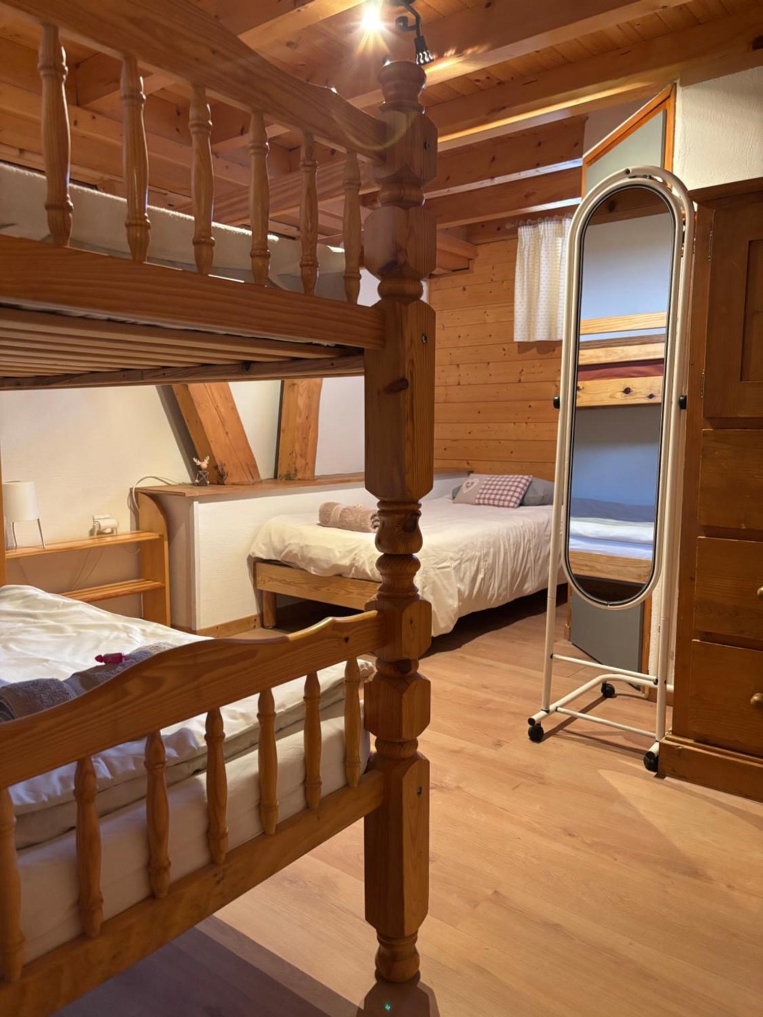 Central Hostel Châtel Zewnętrze zdjęcie